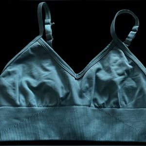 Lululemon Women’s 2 Sports Bra Ebb to Street blue/teal